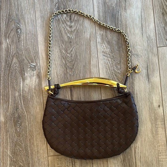 bV no brand Handbags - Women's Woven Leather Shoulder Bag in Dark Brown with Gold Chain sardine BV